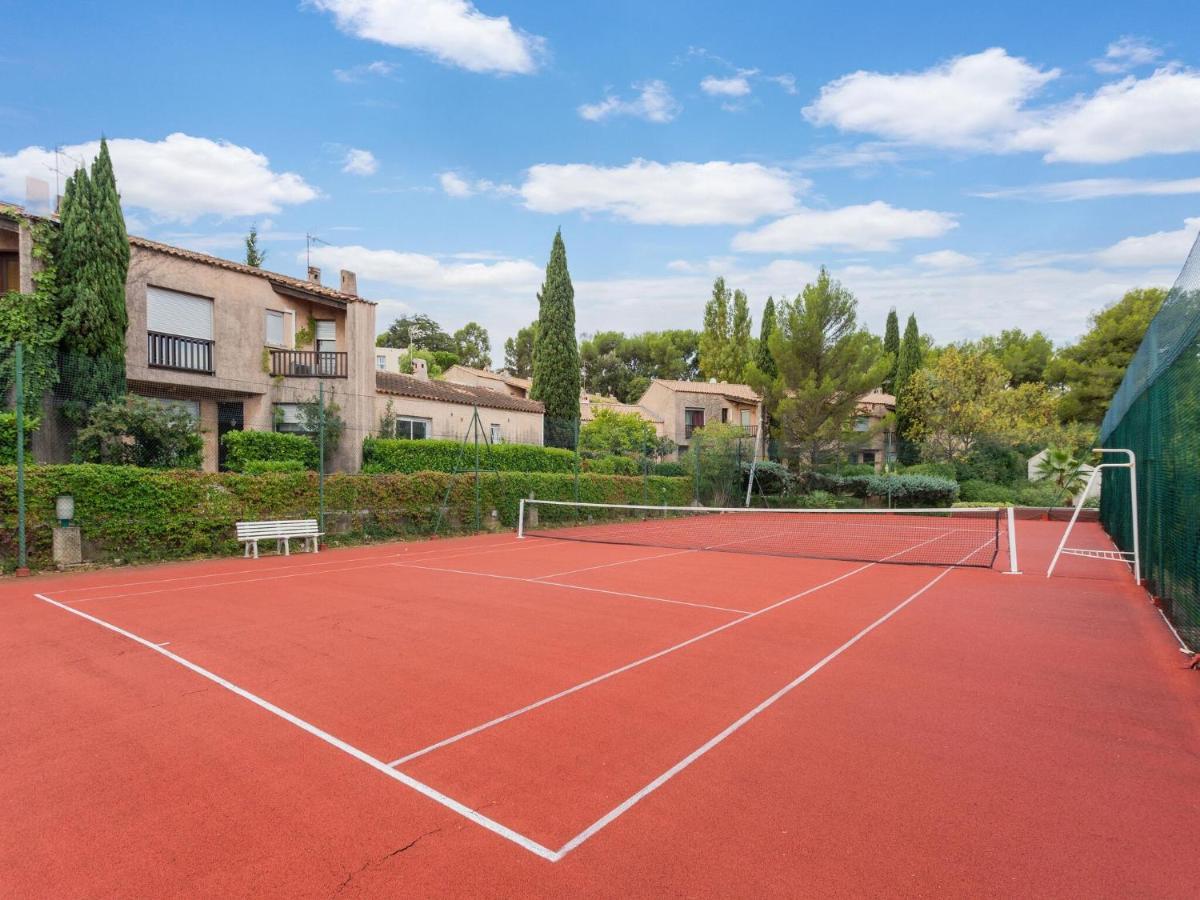 Elegant With Pool Toulon